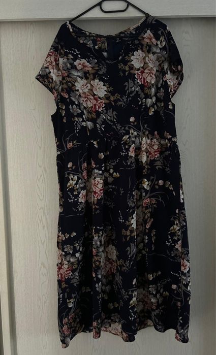 Rochie cu flori Shein