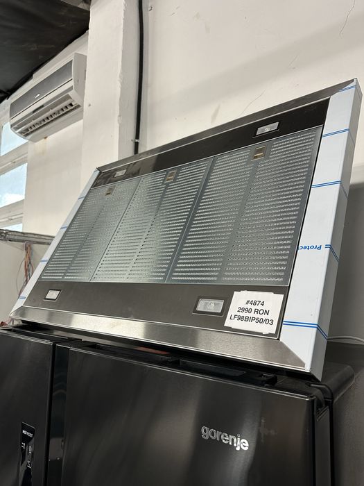 Hotă insulară Siemens iQ500 LF98BIP50