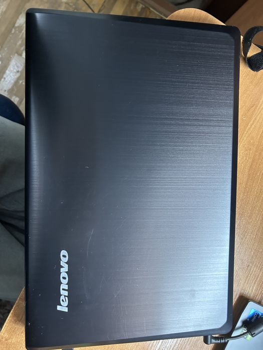 Продам игровой ноутбук lenovo
