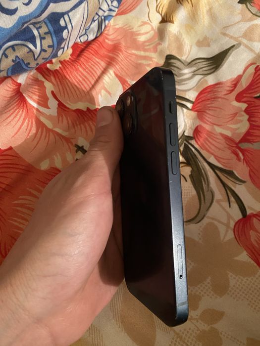 Vand sau schimb iphone 13 mini 128 gb