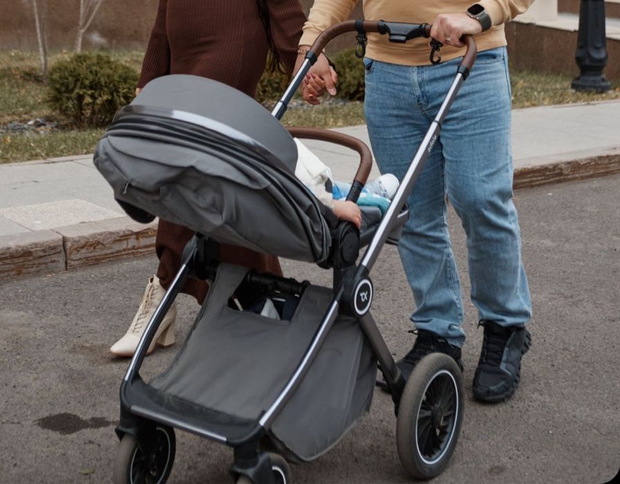 Коляска детская в хорошем состоянии