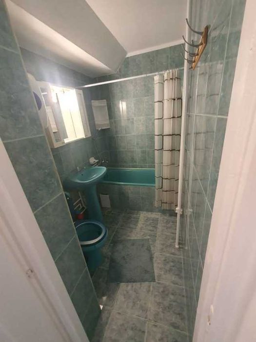 Inchiriez apartament 2 camere