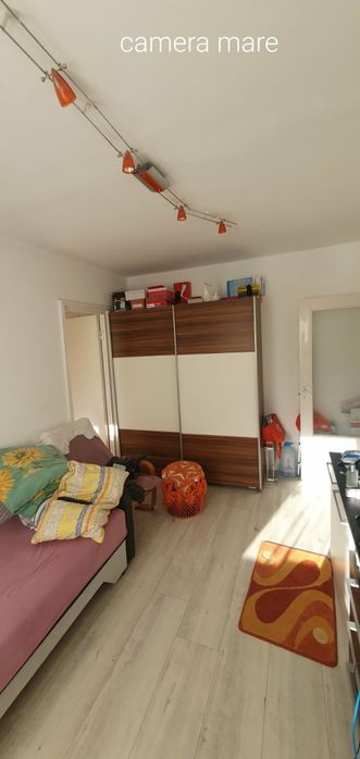 Vând apartament 2 camere