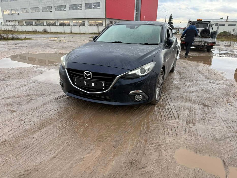 На части Mazda 3 22D 2015 Всички екстри