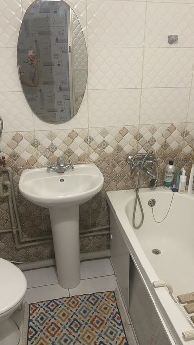 Продам 2-комнатную квартиру