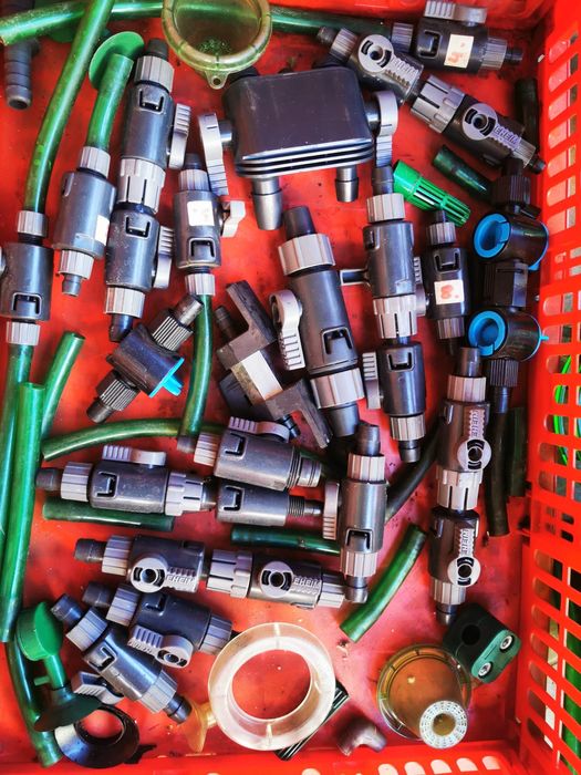 Vând cuple robineți diverse marimi