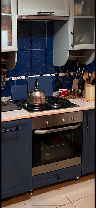 Духовой шкаф , духовка