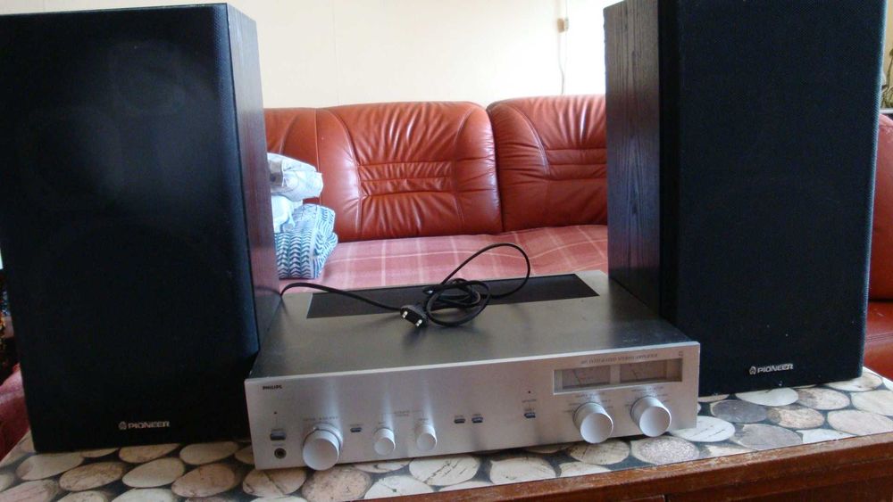 Продавам музикална апаратура.