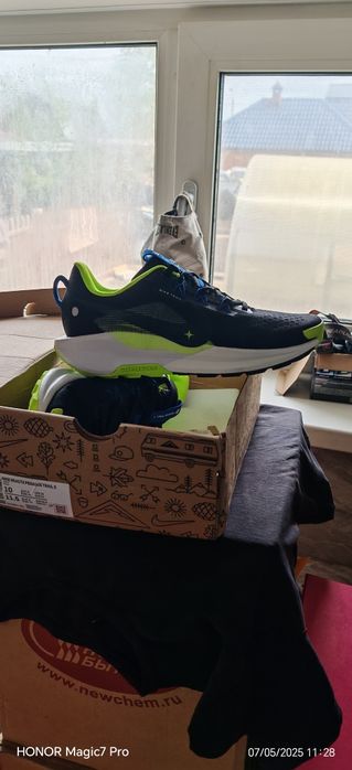 Продам кроссовки Nike.