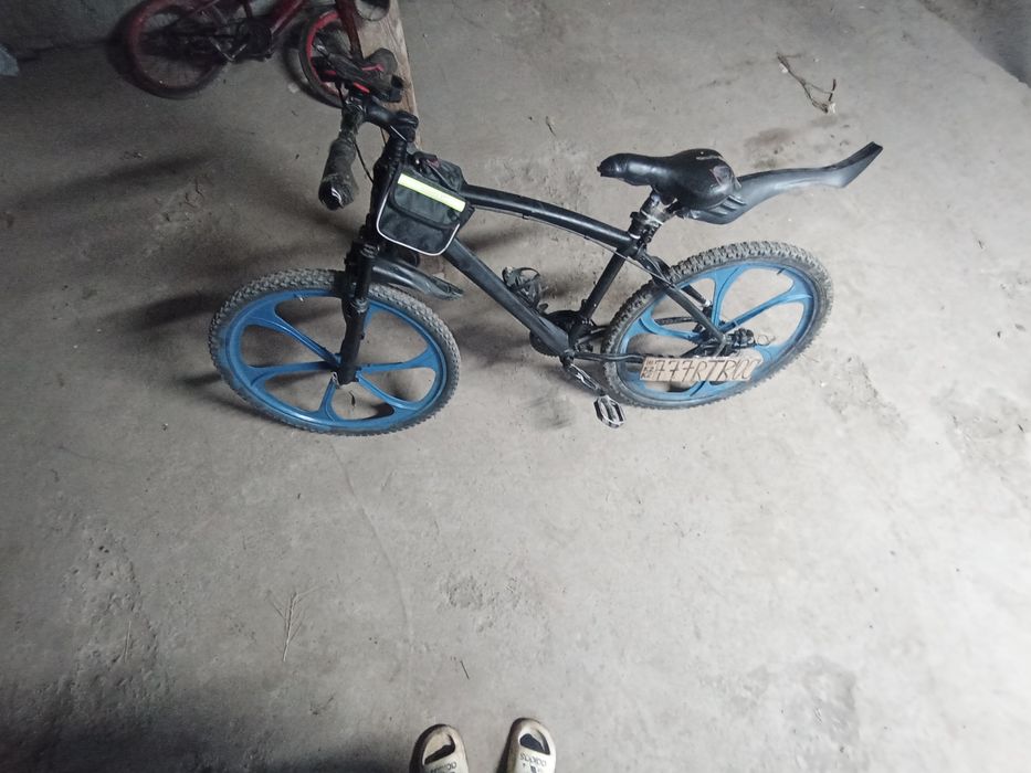 велосипед жақсы жүреді бмв