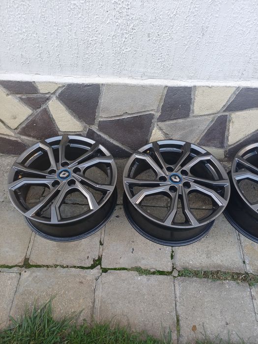 Спойлер задна броня Renault