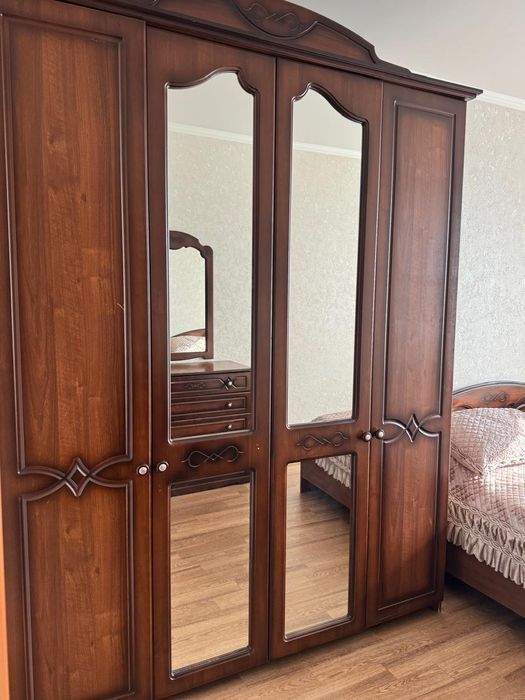 Продам спальные гарнитур