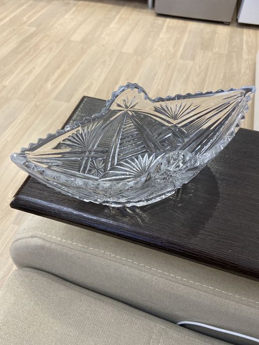 Хрустальная салатница «лодочка»