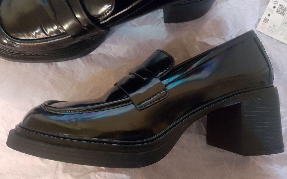 Дамски обувки нови