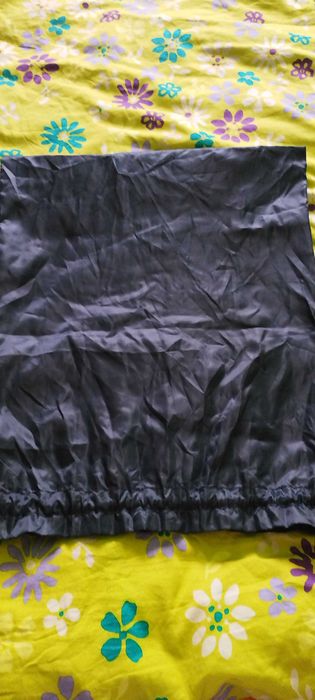 Sac bleumarin cu inchidere snur de la: RICARDA..M. Fara urme de folosi