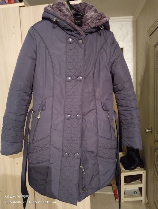 Продам куртку 50размера