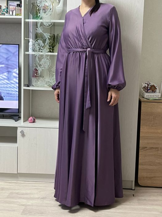 Женское платье .