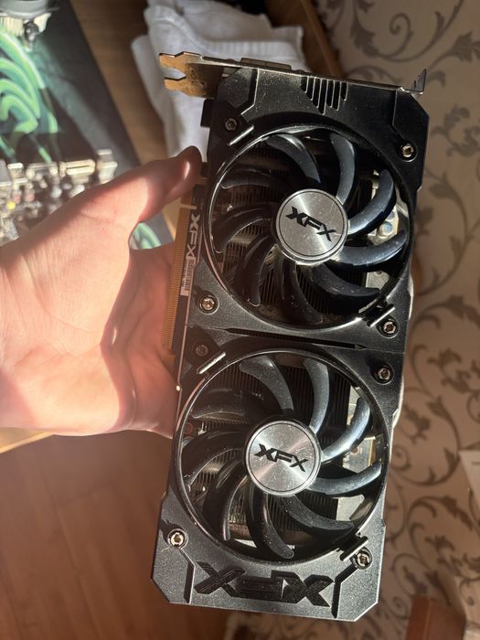 Видеокарта xfx top