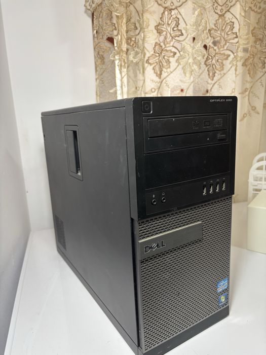 Dell OptiPlex 990 – Calculator Desktop