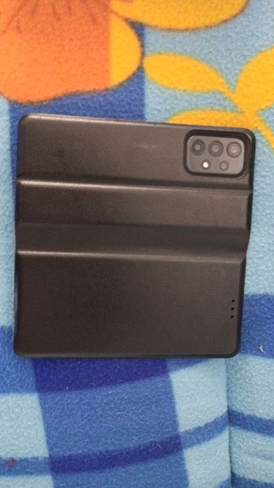 Самсунг А23 продам