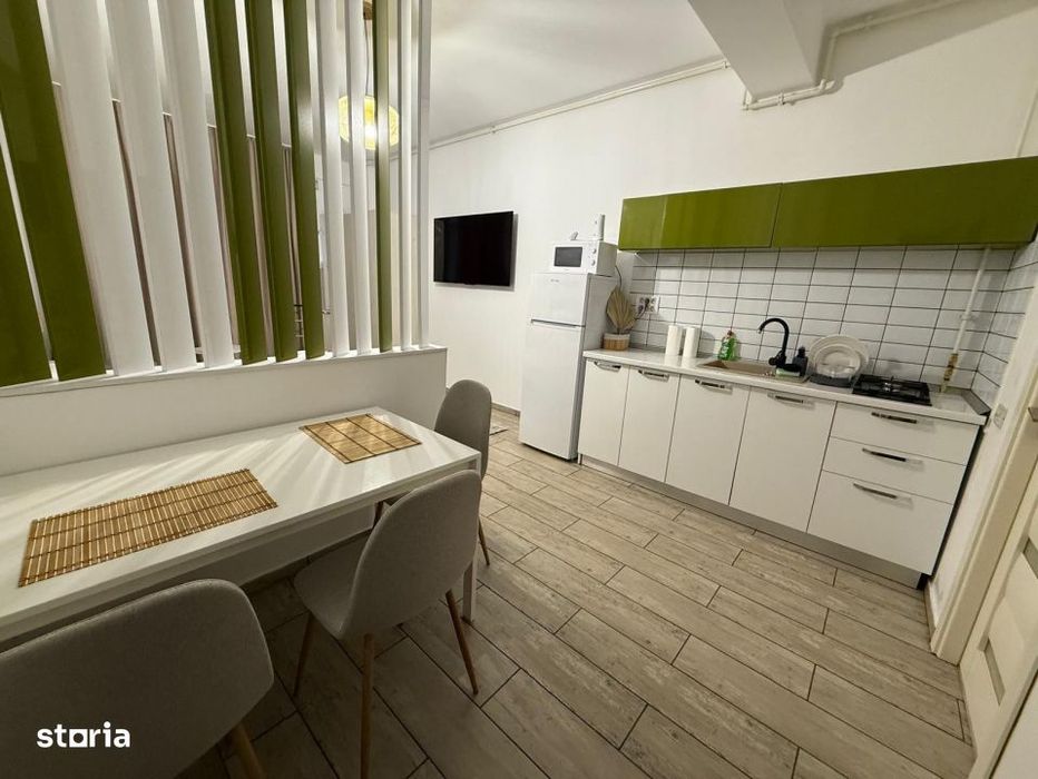 Studio | prima linie | Mamaia Sat | Building Stefan