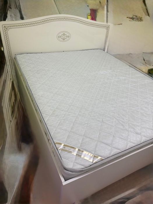 Тахта сатылады срочно