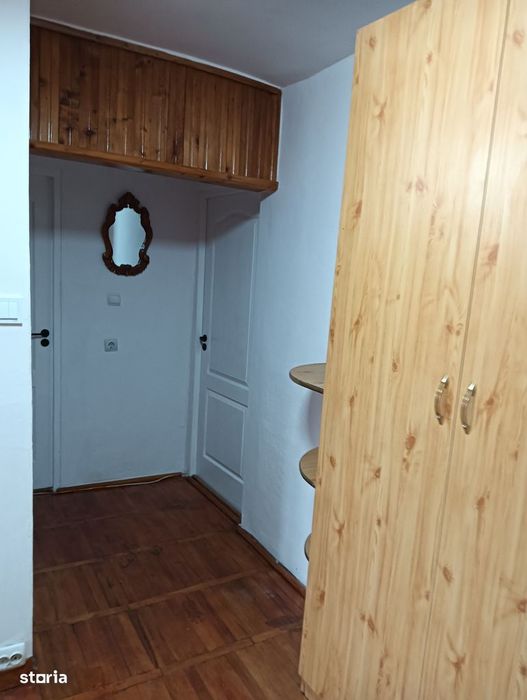 Închiriez ap.2 camere Stefan cel Mare,250 euro negociabil