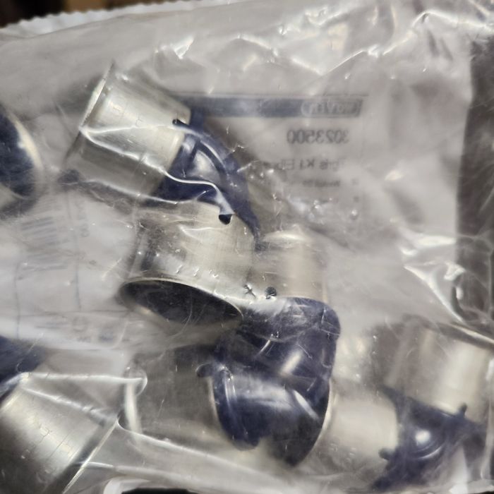 Продам фитинги wawin