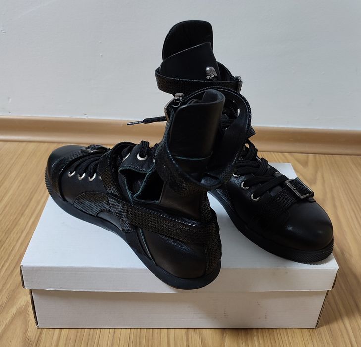 Продавам Сандали и обувки