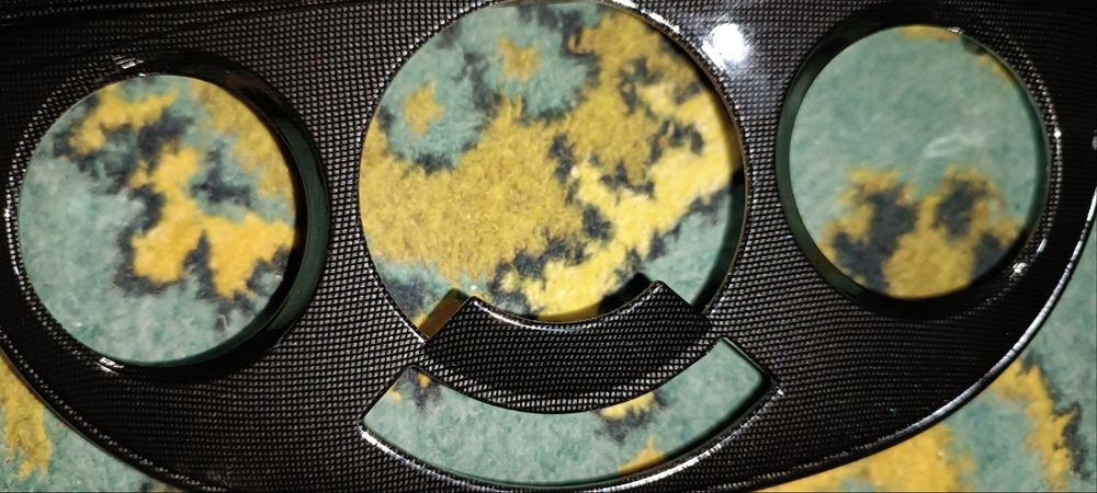 Рамка для монитора 10.2 на Джентру с аквапринтом