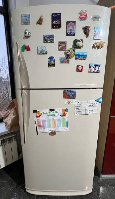 Продам б/у Холодильник Samsung SR-52
NXA