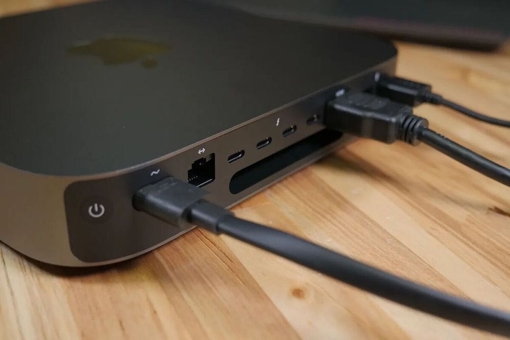 Apple Mac Mini из США (2018) 3.2Ghz 6 Core i7. macOS 15 Sequoia. 5K