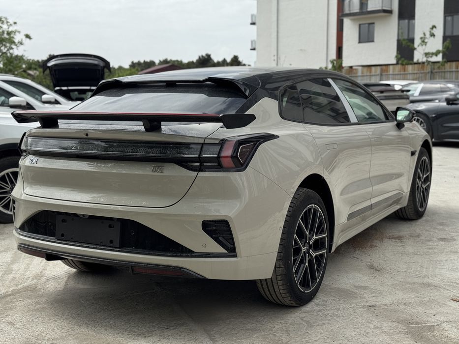 Zeekr 001 Ultra+ 2026