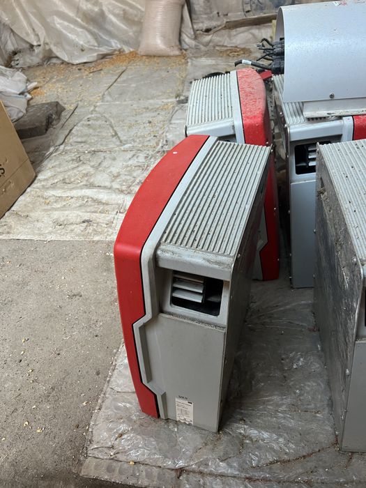 Vând invertoare SMA  monofazice mai multe modele