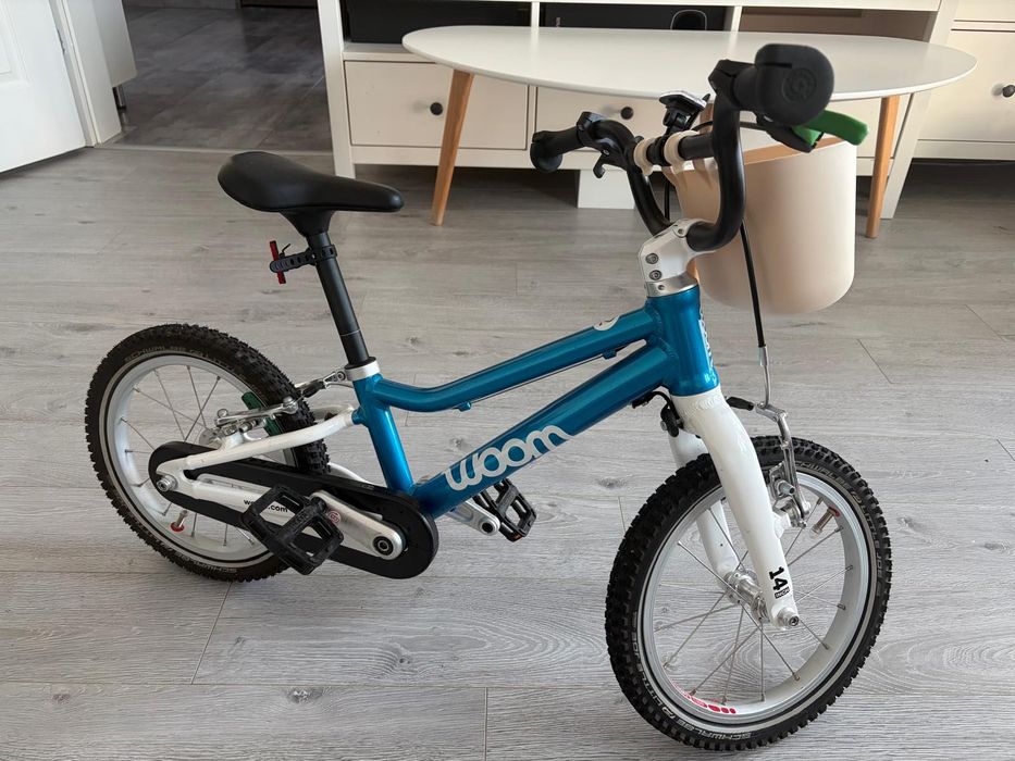 Pachet Complet Bicicletă Woom 2 Albastru (14") + Cască Woom S (cu cutie) + Accesorii