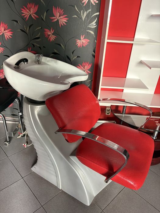 Vând mobilier salon