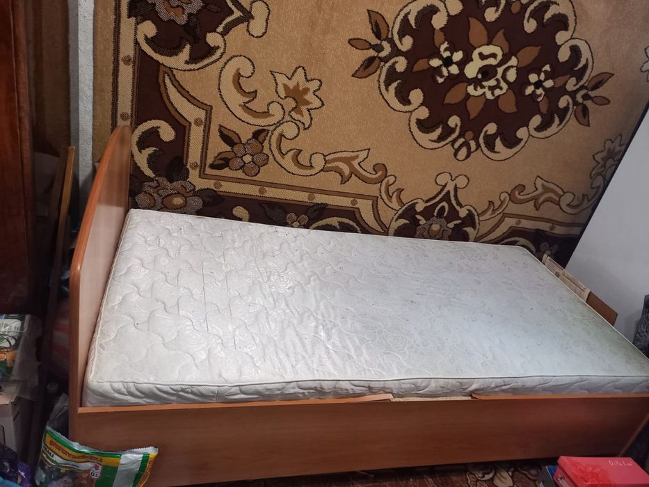 Продам кровать 190×90 см