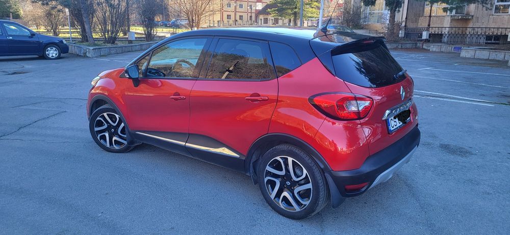 Renault Captur editie Helly Hansen/AUTOMAT