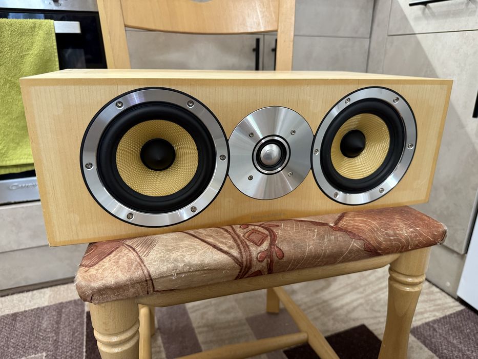 bowers and wilkins  CM Centre
