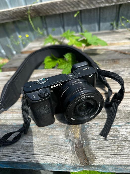 Aparat Foto Sony Alpha A6000