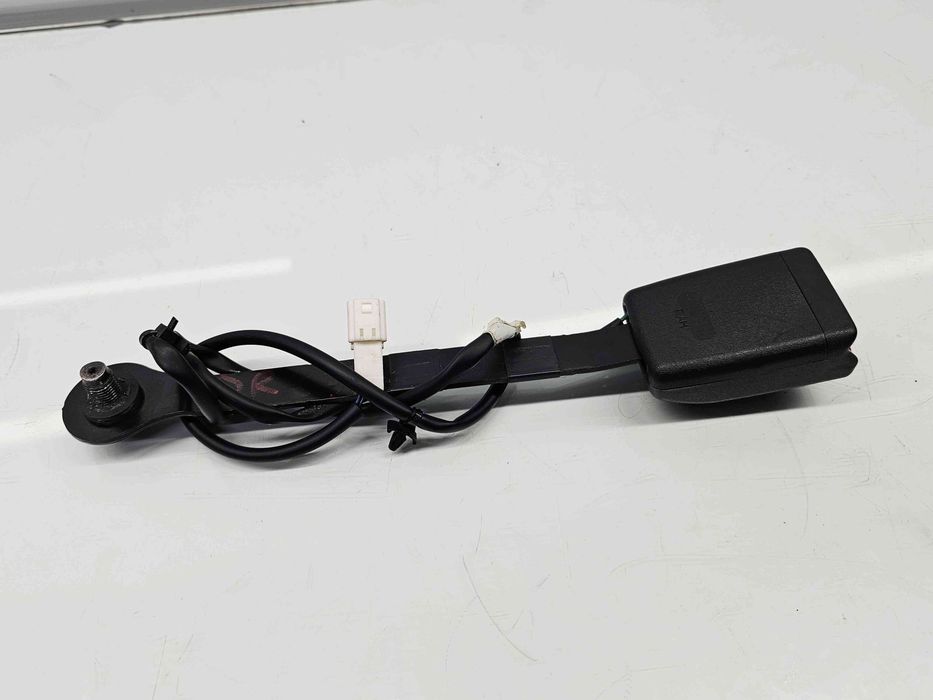 Capsa centura dreapta fata Nissan Qashqai (2) [Fabr 2013-2017] oem