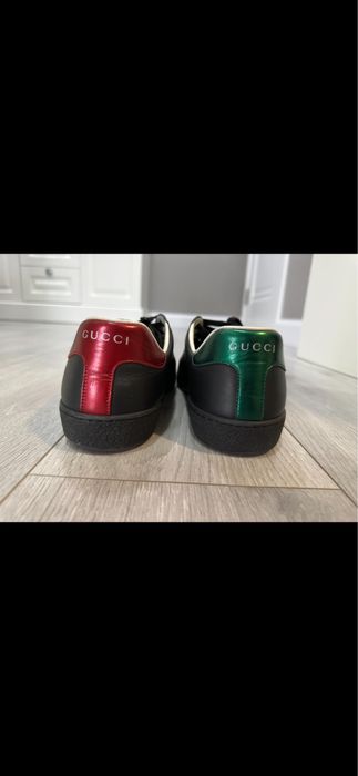 Продам Кроссовки Gucci