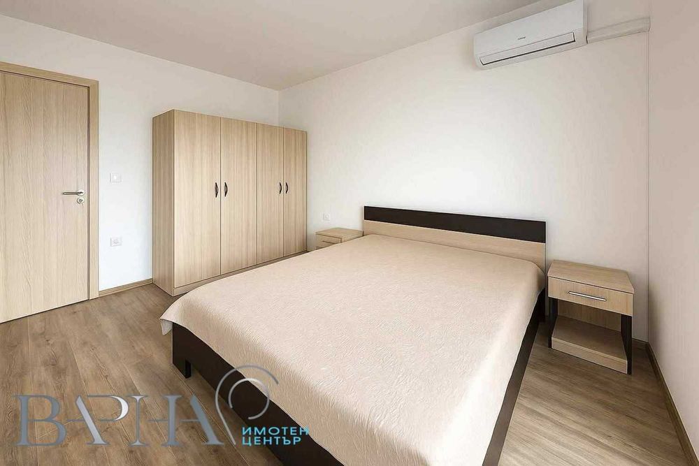 Дава се под наем Двустаен апартамент в Варна, Център - 57 кв.м за 408 € - Снимка #2