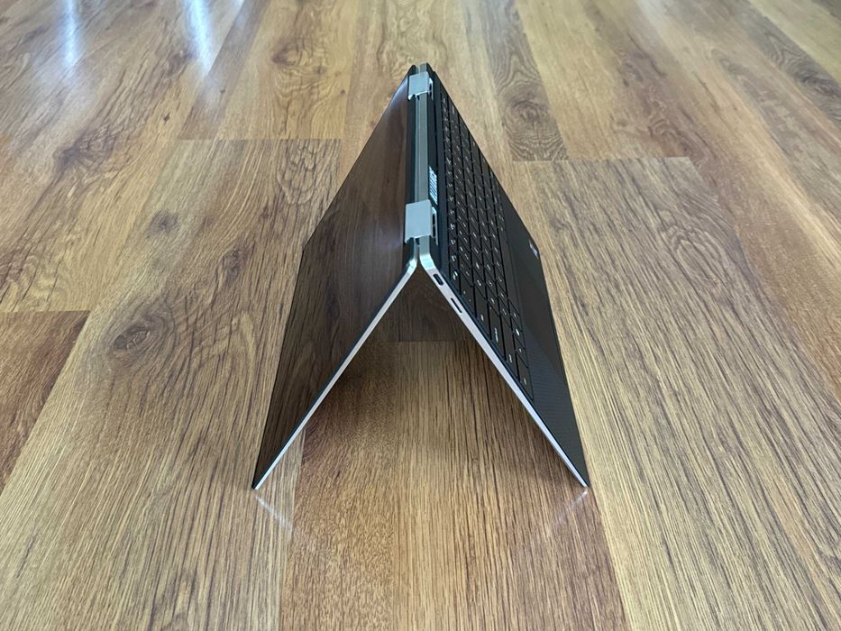 13.4' UHD+ Touch 2 in 1 i7-1185G7 DELL XPS 9310 16GB LPDDR4X/512GB NVMe/Подсветкa/Win 11/Бат 6ч.