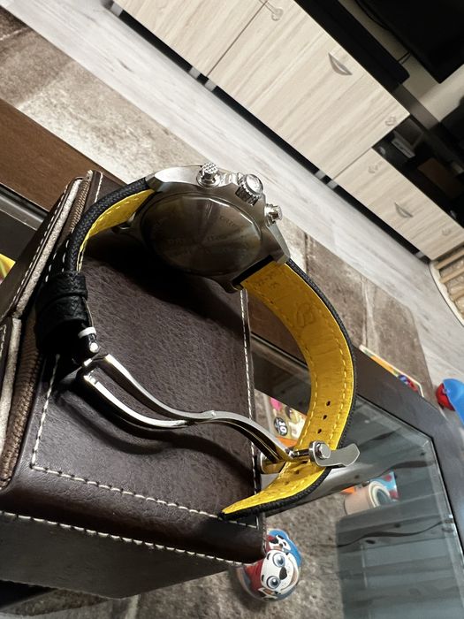 Breitling Avanger GMT Chronograph