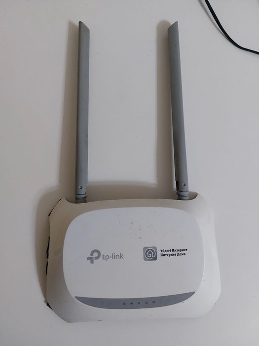 Роутер tp link..