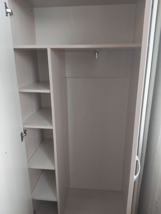 Продам шкаф для спальни