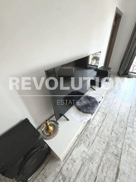 Тристаен апартамент  в гр.Варна, м-т Траката!