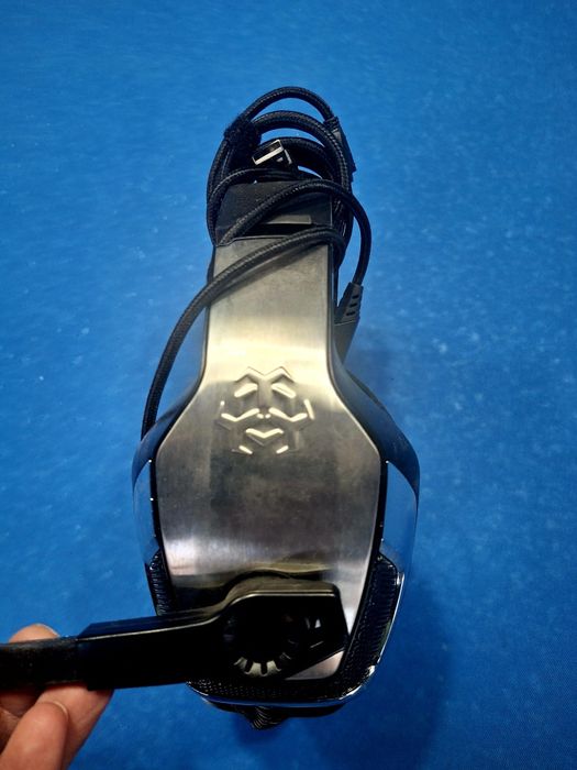 Casti gamer aproape noi ps 5