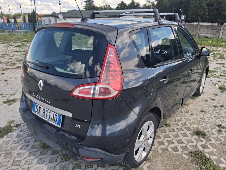 Vând Renault Scenic xmod 1.5dci 110cp